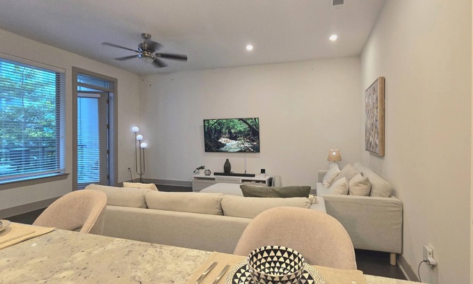 Richardson Apartamento | The Verdant Stay: Your Ideal long-term stay