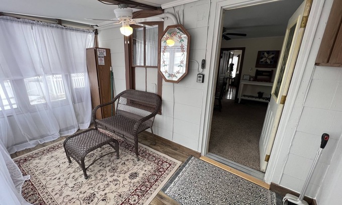 Hanover Cabaña | The (Veteran Owned) Hanover Hangout Guesthouse - cozy cottage w/ privacy + fun