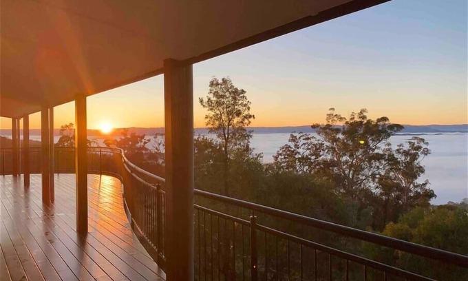 Lithgow City Council Casa | The View @ Ulandi - Jenolan Caves & Blue Mountains