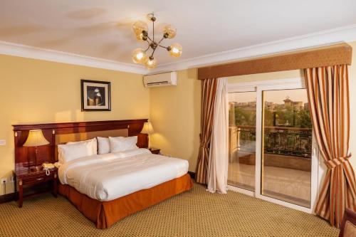 New Cairo Hotel | The Villa 604 Powered by look