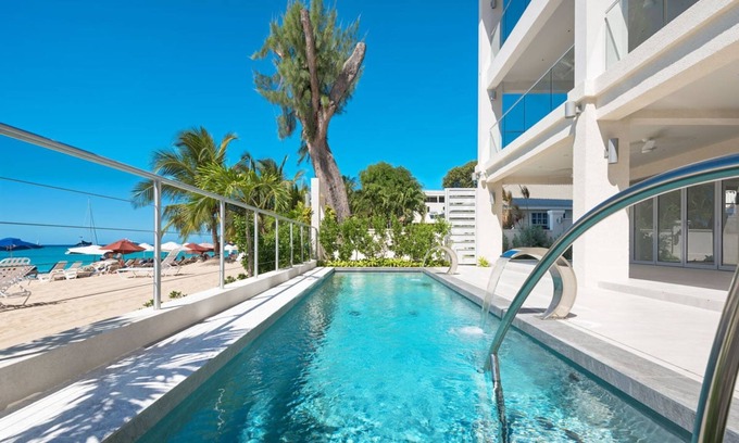 Old Trees Bay Casa | The Villa at The Saint James by Blue Sky Luxury