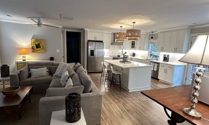 University Park Casa | The Village Cottage - Walk to NC State, Village District, <10 min downtown!