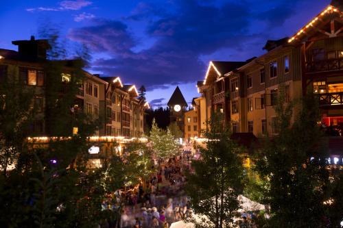 Mammoth Lakes Complejo | The Village Lodge