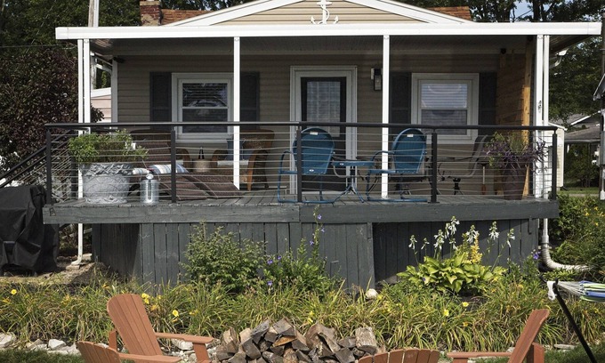 Lakeview Cabaña | The Vintage Cottage at Indian Lake open views of the lake.