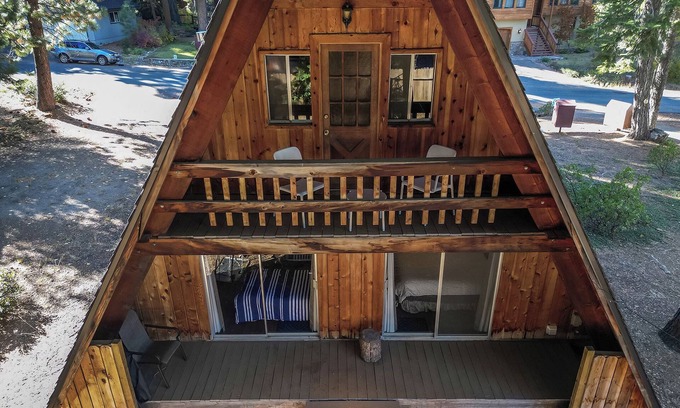 Tahoe Sierra Estates Cabina | The Virginian Summary