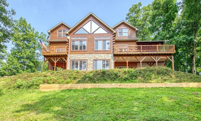 Waynesville Casa | The Vista at Angel Ridge