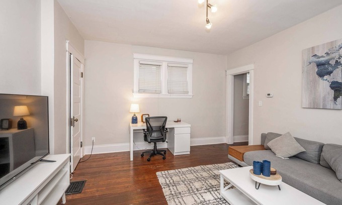 Hyde Park Condominio | The Vista View Villa 1 – Amazing Getaway for 2!
