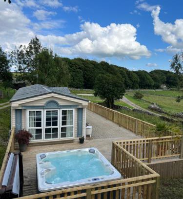 Buxton Casa | The Vogue Lodge