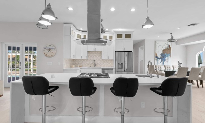Estero Casa | The W at Park Place- Pool & Spa