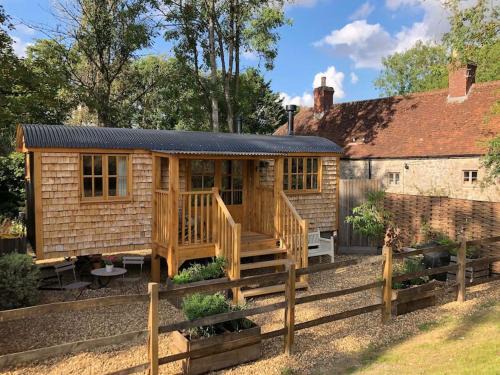 Mells Apartamento | The Walnut Wagon in the heart of Mells.