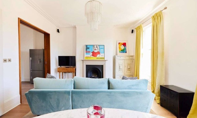 Harrow Road Apartamento | The Walterton Sanctuary - Bright 3bdr Flat