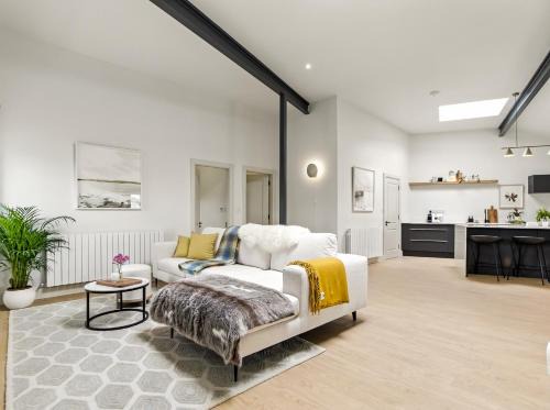 Clifden Casa | The Warehouse, Clifden