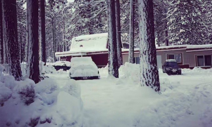Tahoe Island Casa | The Washoe 3 bedroom Family unit(pets welcome)