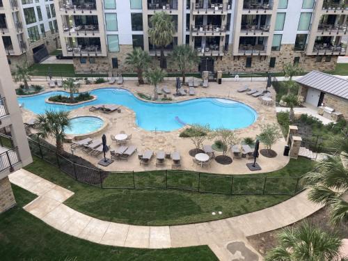 Horseshoe Bay Apartamento | The Waters Condo Building 5 Patriot's Retreat