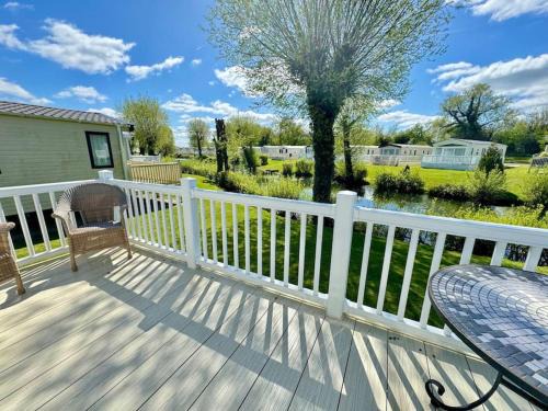 South Cerney Casa | The Waterside