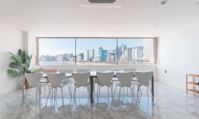 Suyeong-Gu Casa | The Wave Pension