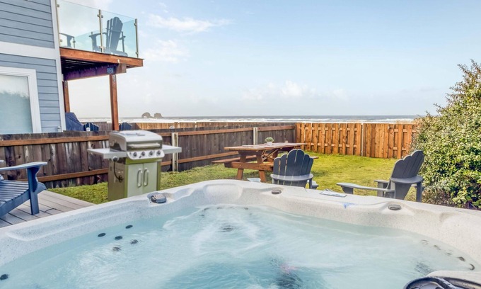 Rockaway Beach Casa | The Weather Gauge