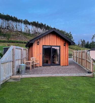 Invergarry Apartamento | The Wee Knoll