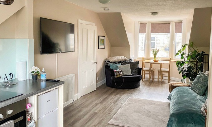 Dunfermline Cabaña | The Wee Pad - UK42918