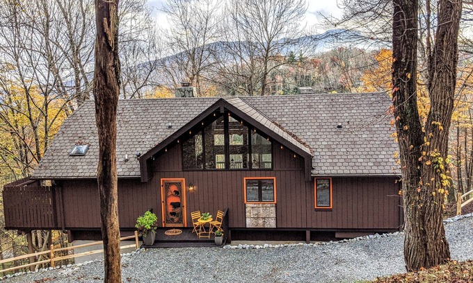Seven Devils Cabina | THE WEEKENDER: A Boutique Mountain Retreat