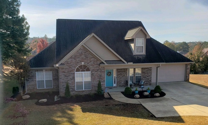 Tuscaloosa Casa | The "Welcome to T-Town!" Family Home 15 minutes from UA