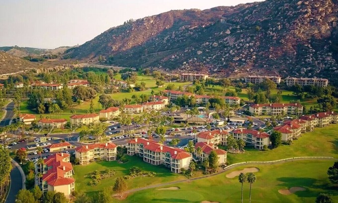 Lawrence Welk Resort Village Condominio | The Welk 2BD near Hidden Meadows