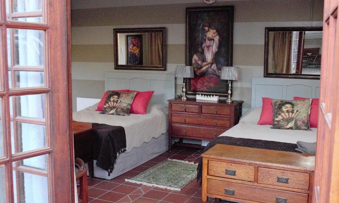 Kroonstad Casa | The Well guesthouse/Retreat