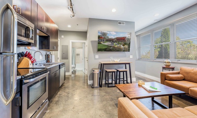 Roanoke Apartamento | The West End Flats Su