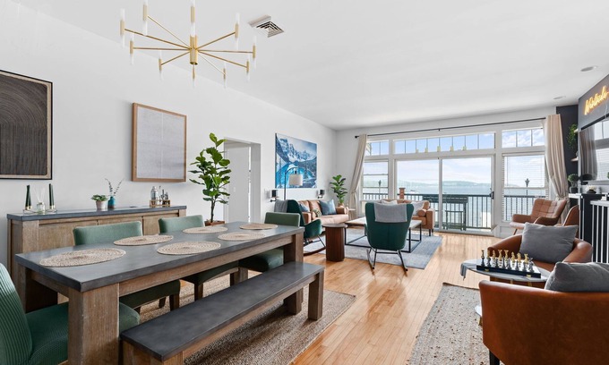 Colchester Casa | The Westside - Hot tub, Private Beach & Dock. Pet-friendly!
