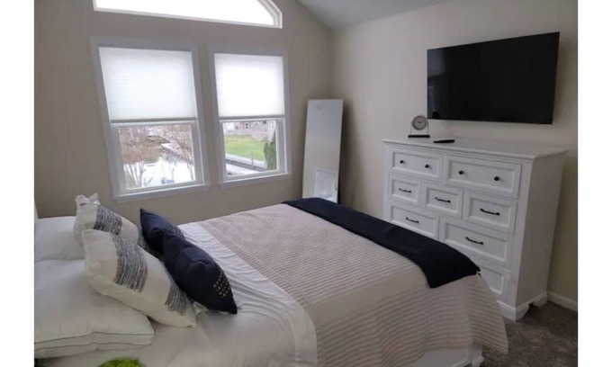 North East Casa | The White House on North East Harbor