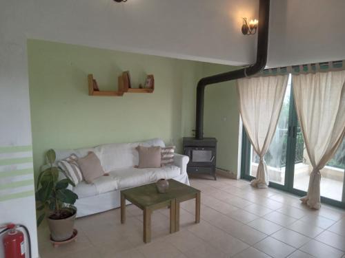 Ormilia Apartamento | The White Rabbit Guesthouse Eco-Lodge "Cosy Apartment"