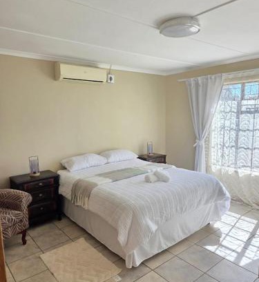 Ritchie Casa | The WhiteHouse FarmHouse Overnight Stay