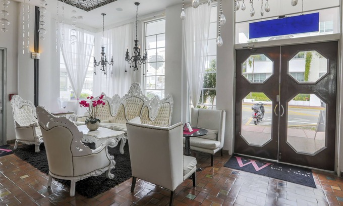 Flamingo/Lummus Hotel | The Whitelaw Hotel