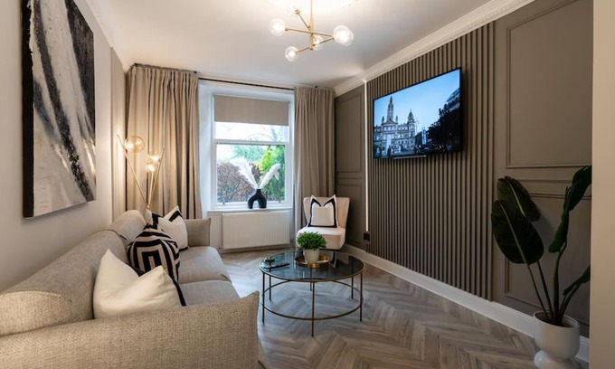 North West Apartamento | The Wilton Suite - Your Private 5* Escape!