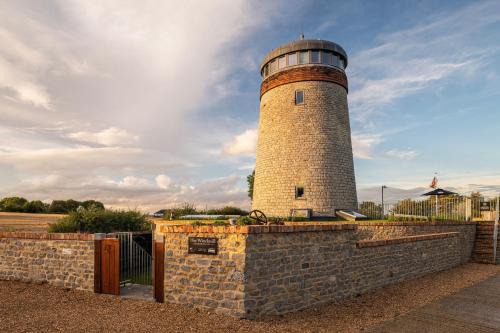 Bicester Casa | The Windmill Blackthorn Hill
