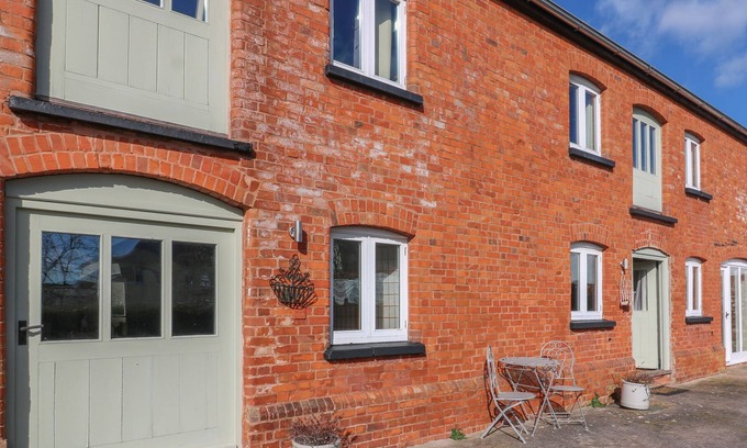 Ebford Casa | The Wine Lodge, KENTON, EXETER