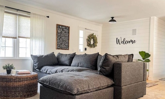 Winston - Salem Casa | The Winston House | Modern 3BR