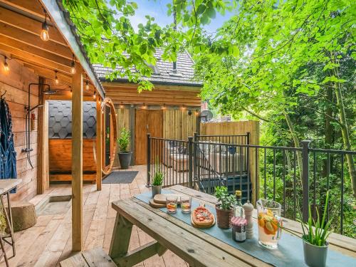 Wadsworth Apartamento | The Woodland Loft
