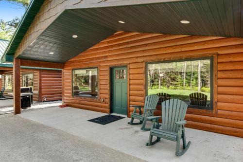 Conover Casa | The Woodpecker