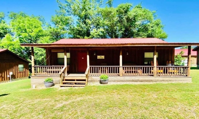 Mountain View Casa | The Woodshed Cabin #304