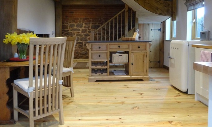 Brampford Speke Cabaña | La leñera, UPTON PYNE