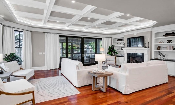 Earlewood Casa | The Wren 2 BR 2.5 BA Renovated