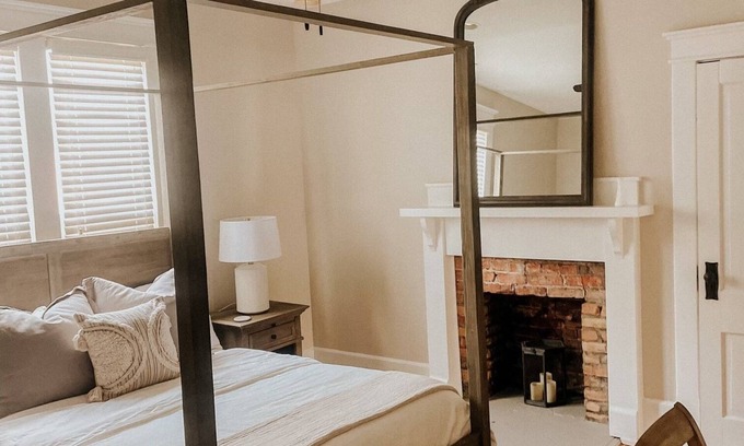 Portland Casa | The Yellow House - Hidden Gem in heart of Portland