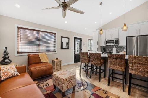 Hillcrest Apartamento | The Zen Den by Cardo - Your Luxury Vacay Awaits