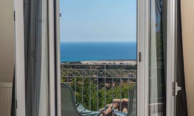 Sarlata Casa | Thea Kefalonia - unique view over the ionian sea.