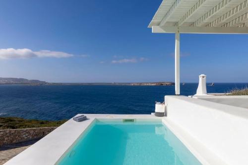 Nea Cryssi Akti Villa | Thea Villas Paros, Villa Turquoise, private pool