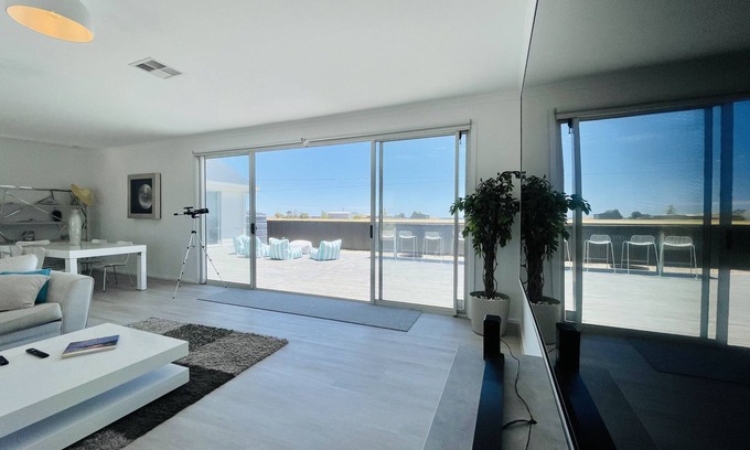 Port Victoria Casa | TheDeckhouse@PortVictoria