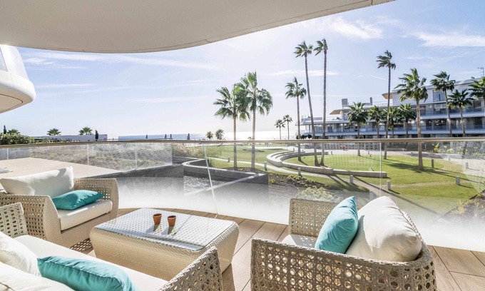 Estepona Apartamento | TheEdgeByTheSea Bluemarlin