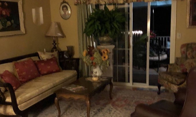 Deering Center Casa | There's No Place Like Home