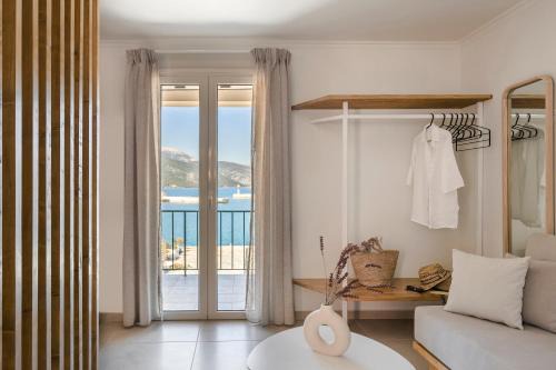 Sami Casa | Theseus Seafront House